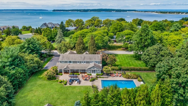 bird's eye view featuring a water view