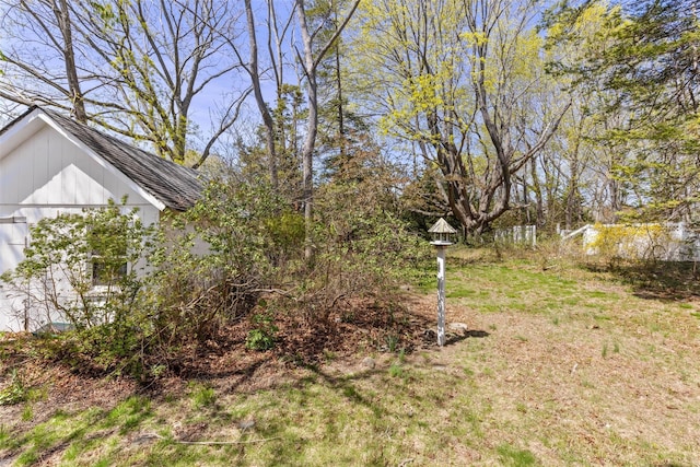 26705 Main Rd, Cutchogue, NY 11935 - view of yard