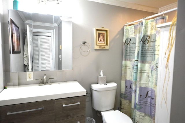 77 Village Cir W, Manorville, NY 11949 - photo 9