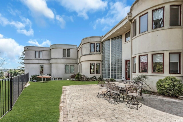 9 Dock Ln, Kings Point, NY 11024 - view of patio with outdoor dining area