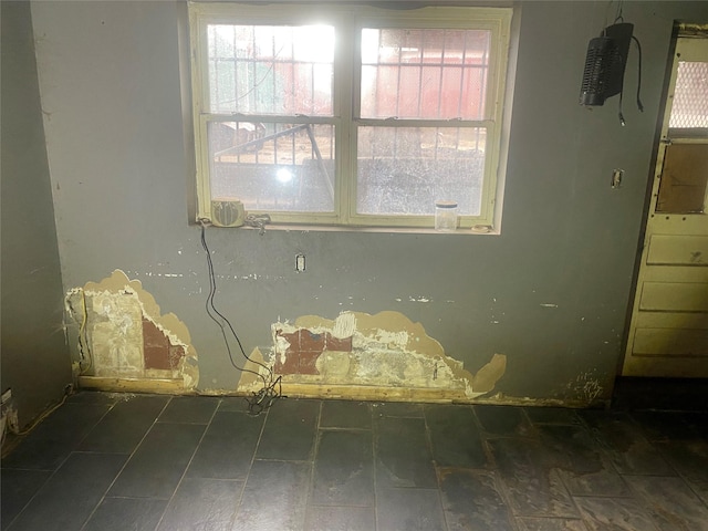 2713 Eastchester Rd, Bronx, NY 10469 - view of room details