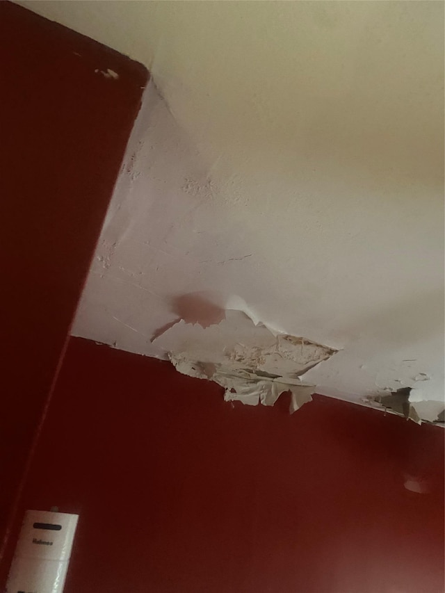 2713 Eastchester Rd, Bronx, NY 10469 - view of interior details