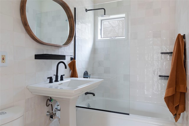 21 Private Way, Garrison, NY 10524 - bathroom with tile walls, toilet, and shower / washtub combination