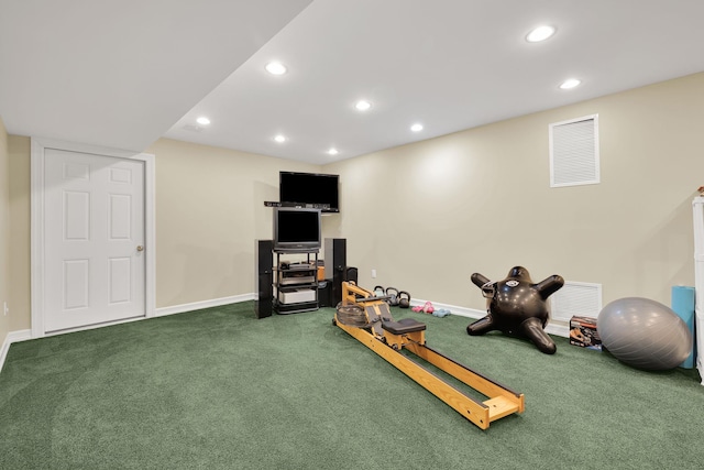playroom with carpet floors, visible vents, recessed lighting, and baseboards