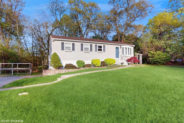 17 Fenmore Dr, Wappingers Falls, NY 12590 - manufactured / mobile home featuring entry steps and a front lawn
