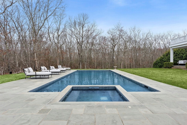 471 Middle Line Hwy, Sag Harbor, NY 11963 - outdoor pool featuring a yard, a patio, and an in ground hot tub