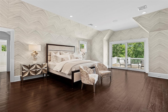 471 Middle Line Hwy, Sag Harbor, NY 11963 - bedroom featuring wallpapered walls, access to outside, multiple windows, wood finished floors, and recessed lighting