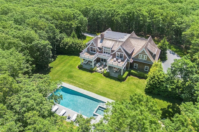 471 Middle Line Hwy, Sag Harbor, NY 11963 - view of subject property featuring a heavily wooded area and a pool area