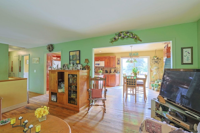 15 Hickory Hill Dr, Warwick, NY 10990 - living room with light wood-style flooring