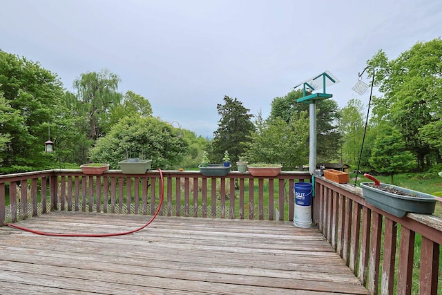 15 Hickory Hill Dr, Warwick, NY 10990 - wooden terrace with view of scattered trees