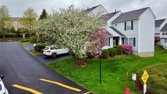 5 Fox Meadow Dr, Woodbury, NY 10930 - view of front facade featuring a front yard