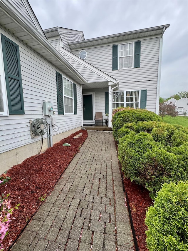 5 Fox Meadow Dr, Woodbury, NY 10930 - view of exterior entry