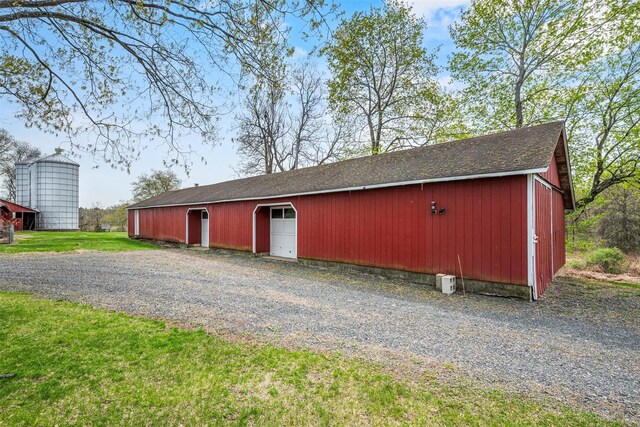 353 Berea Rd, Walden, NY 12586 - view of outdoor structure featuring an outbuilding