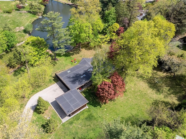 bird's eye view featuring a water view
