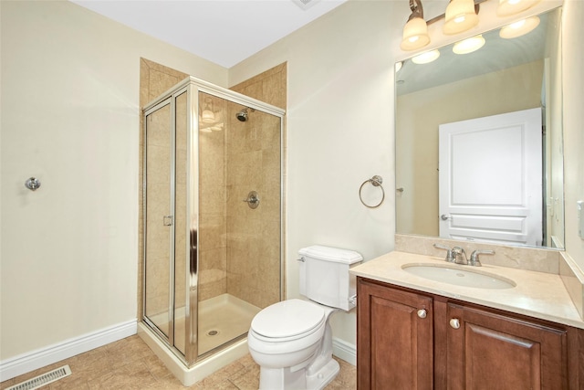 full bathroom featuring visible vents, baseboards, toilet, and a shower stall