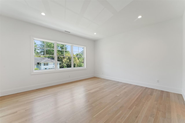 20 Carthage Ln, Scarsdale, NY 10583 - unfurnished room featuring light wood finished floors, recessed lighting, and baseboards
