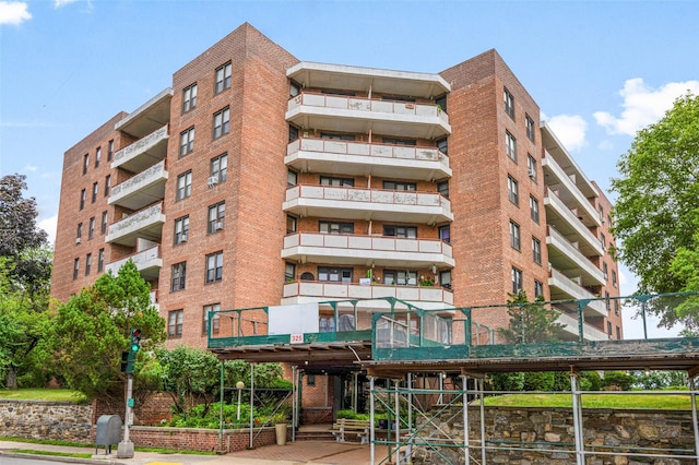 325 King St Unit 4D, Port Chester, NY 10573 - view of apartment building / complex