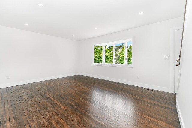 216 S Delaware Ave, Lindenhurst, NY 11757 - photo 19