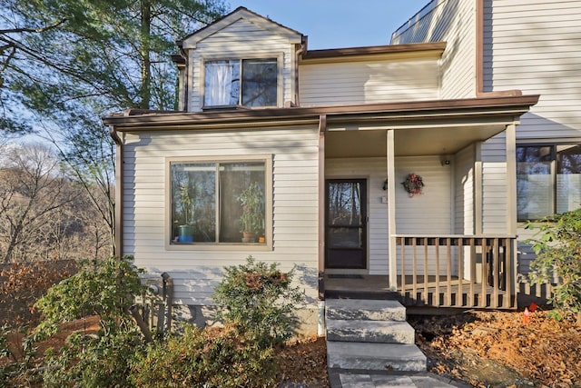 view of front of home featuring covered porch