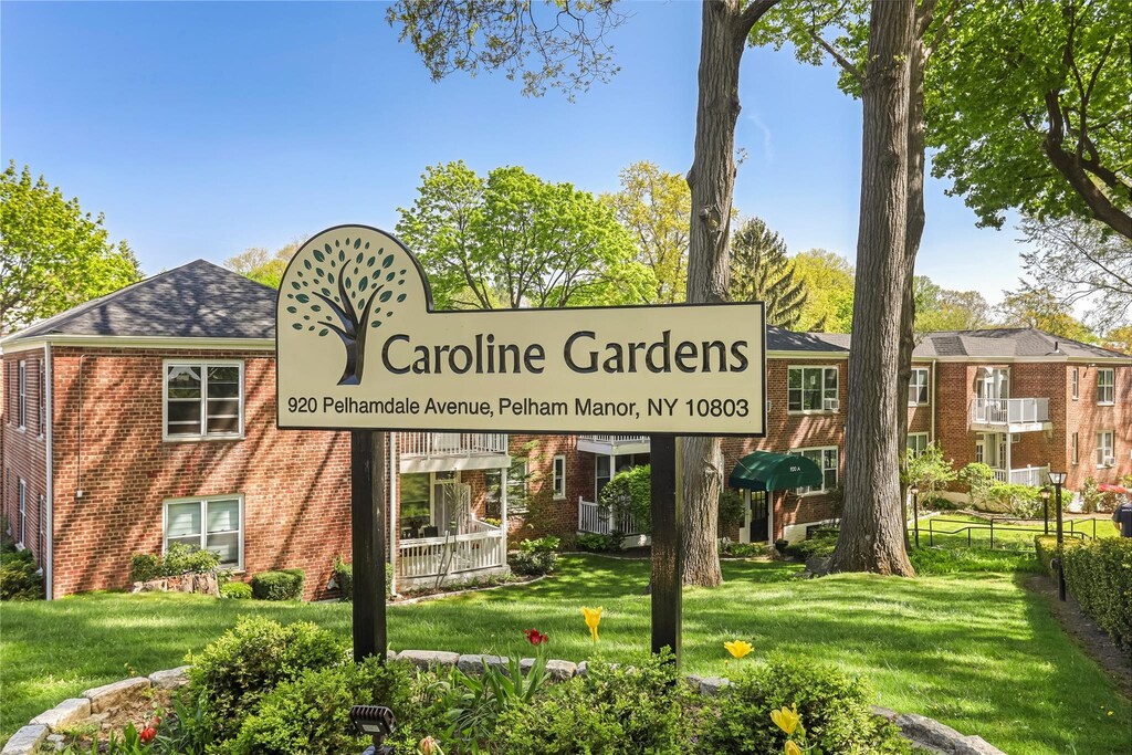 920 Pelhamdale Ave Unit C1G, Pelham, NY 10803 - community / neighborhood sign featuring fence and a yard