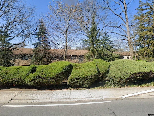 125 Fort Hill Ave, Yonkers, NY 10710 - photo 2