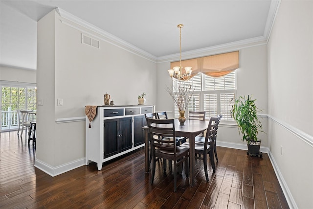13 Sage Ct, Middletown, NY 10940 - dining room with crown molding, a notable chandelier, visible vents, and dark wood-type flooring