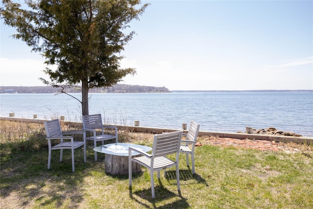 view of yard with a water view