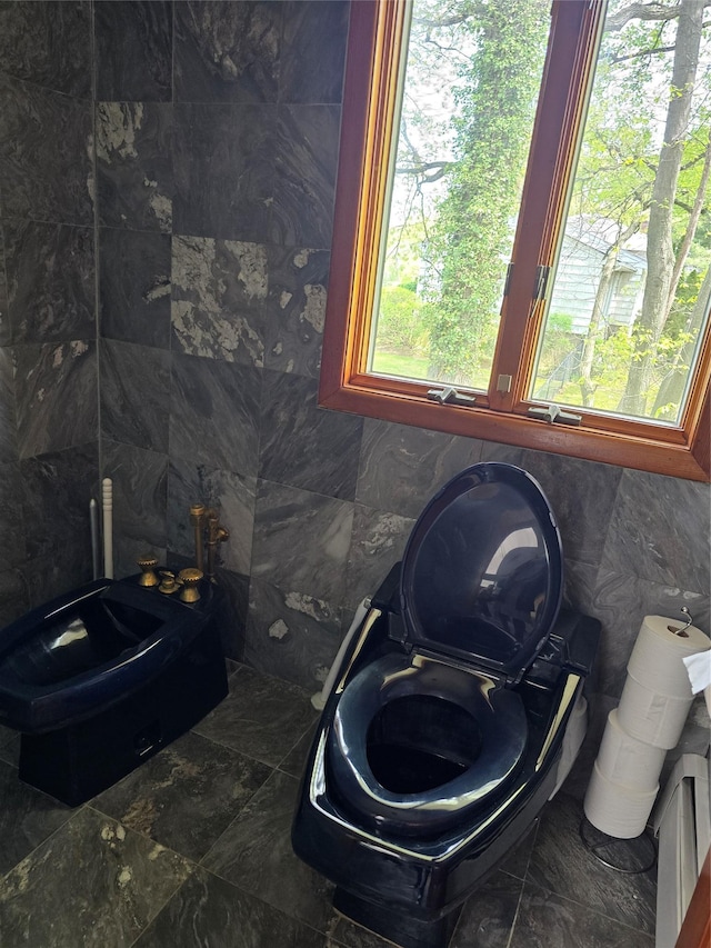 22 Lake Rd, Great Neck, NY 11020 - view of bathroom