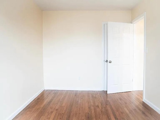 2723 Colden Ave, Bronx, NY 10469 - photo 11