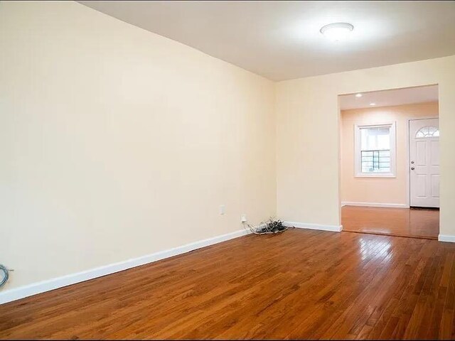 2723 Colden Ave, Bronx, NY 10469 - photo 13