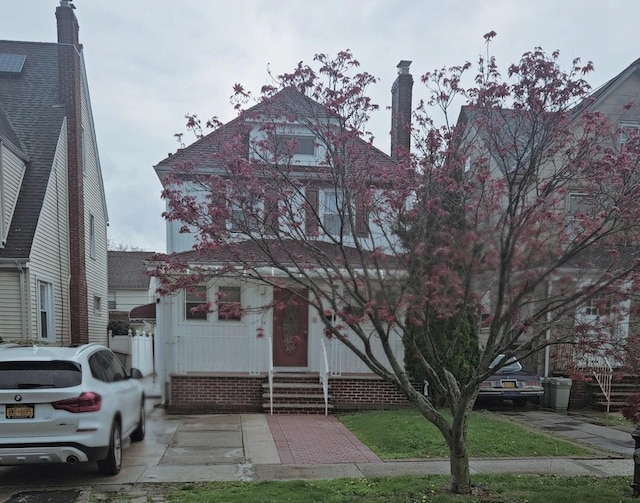 view of front of house with entry steps