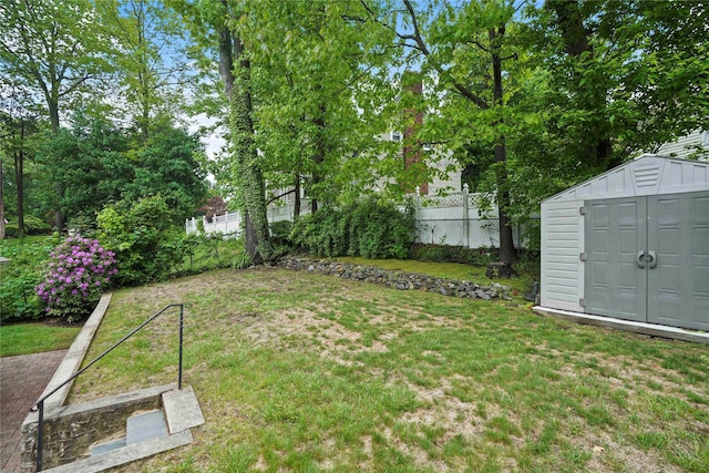 23 Hilldale Rd, Dobbs Ferry, NY 10522 - view of yard