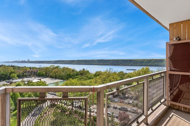 5800 Arlington Ave Unit 10R, Bronx, NY 10471