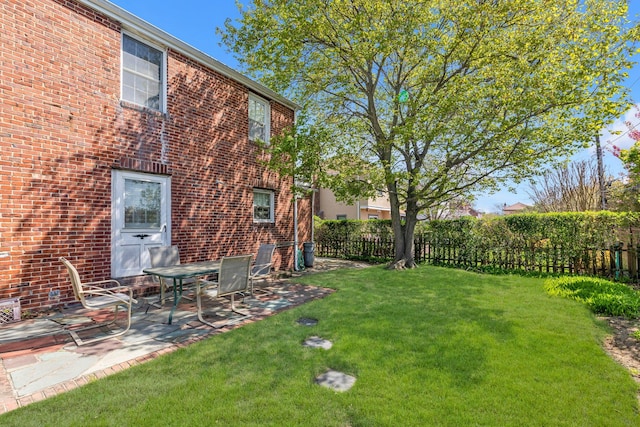 444 W Olive St, Long Beach, NY 11561 - view of yard featuring fence and a patio area