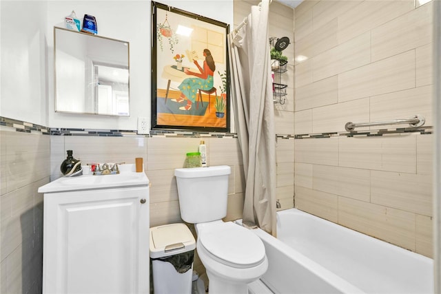 109-55 Lefferts Blvd, South Ozone Park, NY 11419 - bathroom featuring toilet, shower / bathtub combination with curtain, and a sink