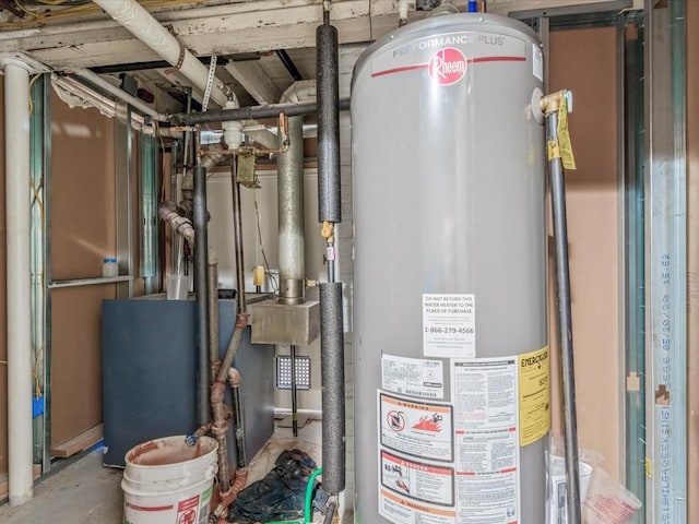 565 Baldwin Ave, North Baldwin, NY 11510 - utility room featuring water heater