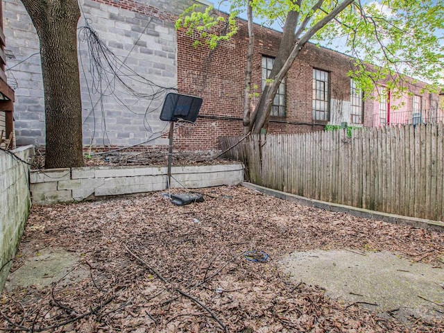 view of yard featuring fence