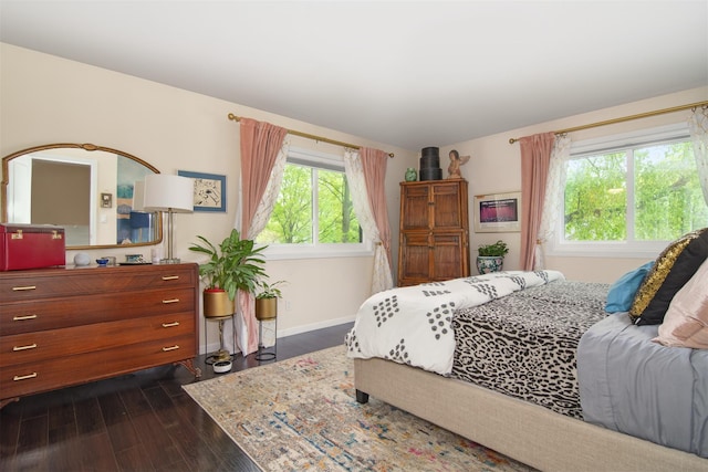 201 Hunters Run, Dobbs Ferry, NY 10522 - bedroom featuring dark wood-style flooring and baseboards