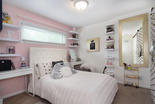201 Hunters Run, Dobbs Ferry, NY 10522 - carpeted bedroom featuring baseboards