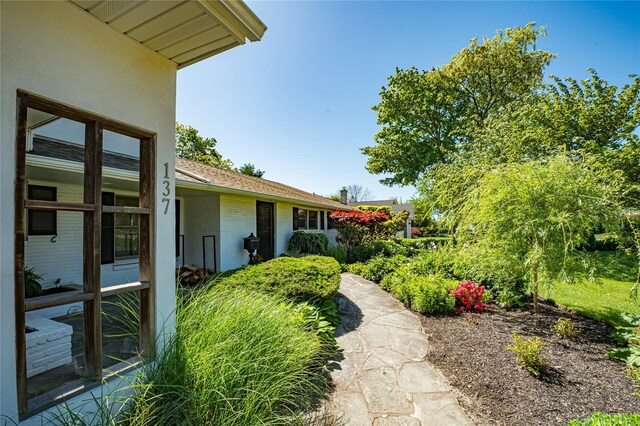 137 Melbury Rd, Babylon, NY 11702 - view of yard