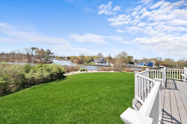 view of yard featuring a water view