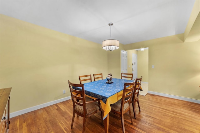 76 Dehaven Dr Unit 3D, Yonkers, NY 10703 - dining area with baseboards and light wood-style flooring