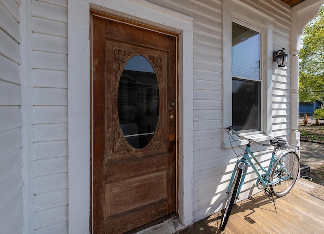 view of exterior entry