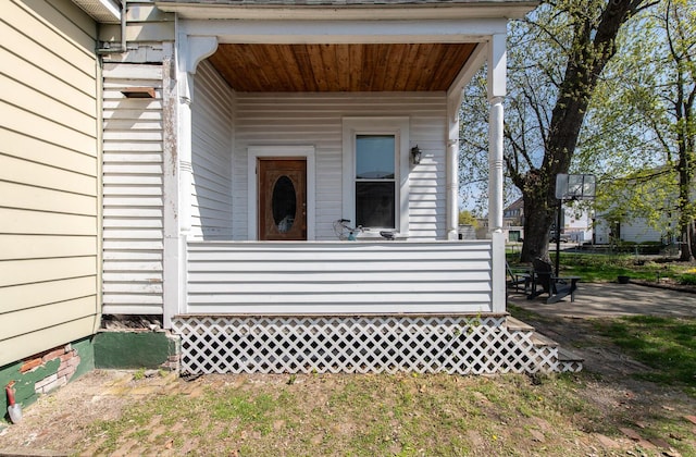 view of exterior entry
