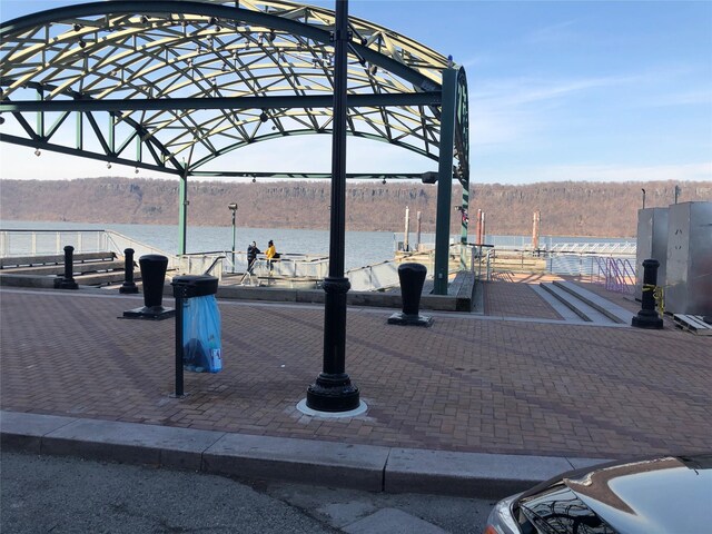 view of home's community featuring a water view