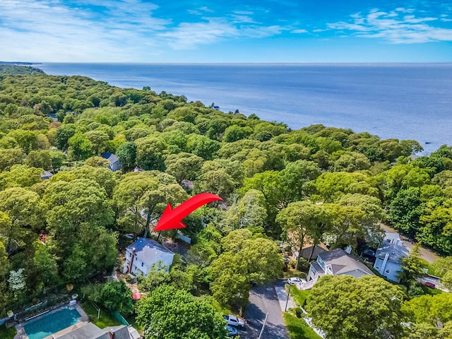 4 Queen Dr, Sound Beach, NY 11789