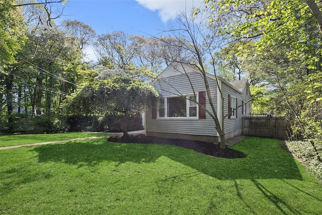 22 Washington Dr, Centerport, NY 11721 - view of side of home