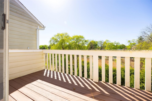 412 Crystal Hill Ln, Poughkeepsie, NY 12603 - view of wooden terrace