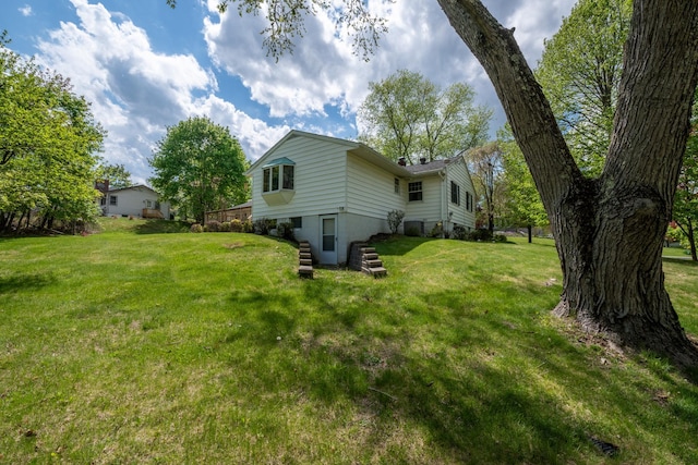 11 Mcintosh Dr, Poughkeepsie, NY 12603 - exterior space