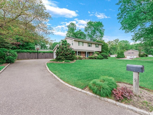 9 Cresthill Pl, Smithtown, NY 11787 - view of traditional-style home